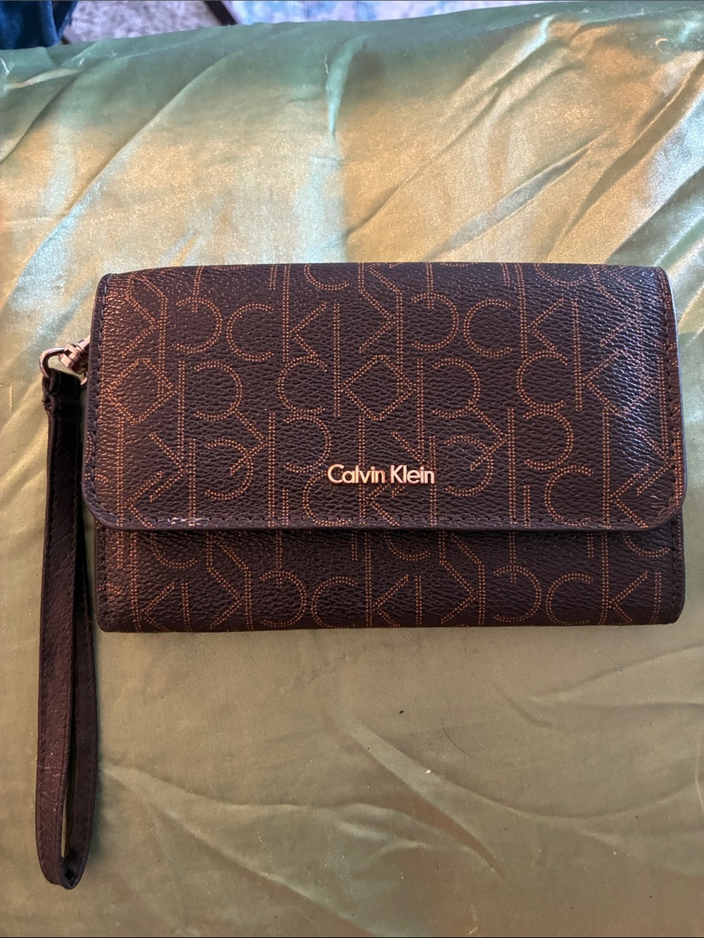 Calvin Klein Dark Academia Brown and Gold Patterned Wristlet Wallet